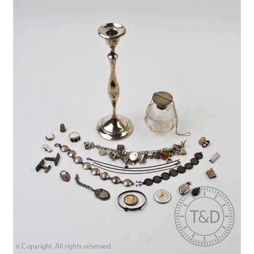 29 - An Edwardian silver candlestick, G M & S Ltd, Birmingham 1909, of plain polished form with tapering ... 