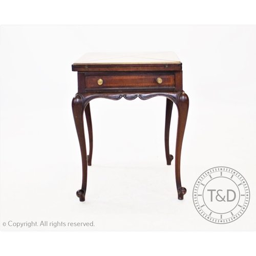 830 - A late 19th century inlaid mahogany envelope bridge table, each hinged quadrant inlaid with a spray ... 