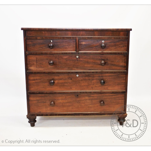 844 - An early 19th century mahogany chest of drawers, the rectangular top above two short and three gradu... 