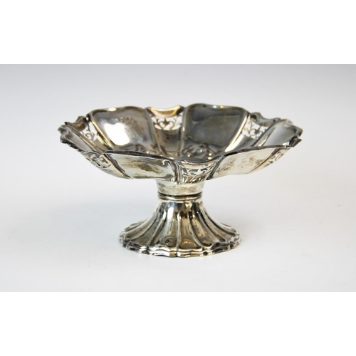 72 - An Art Nouveau style silver comport, Martin, Hall & Co, Sheffield 1912, with stylised floral form bo... 