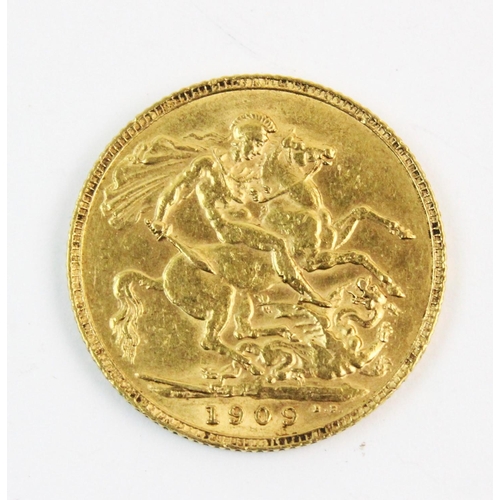 103 - An Edwardian sovereign, dated 1909, weight 8.0gms