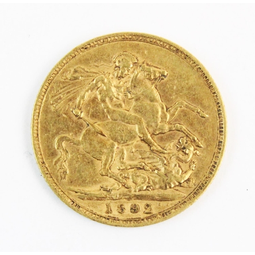 105 - A Victorian sovereign, dated 1892, gross weight 7.9ozt