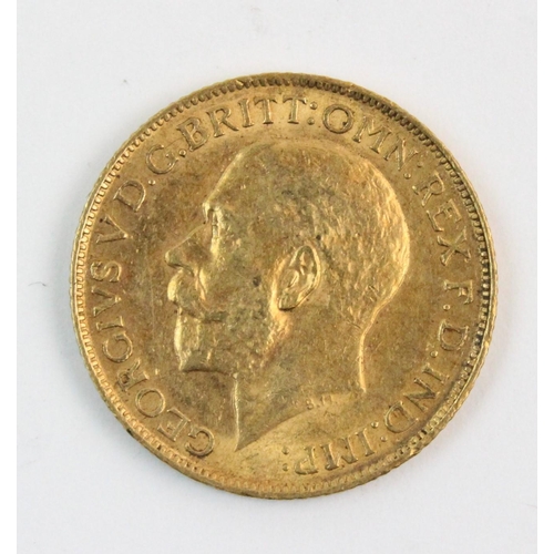 107 - A George V sovereign, dated 1913, weight 8.1gms