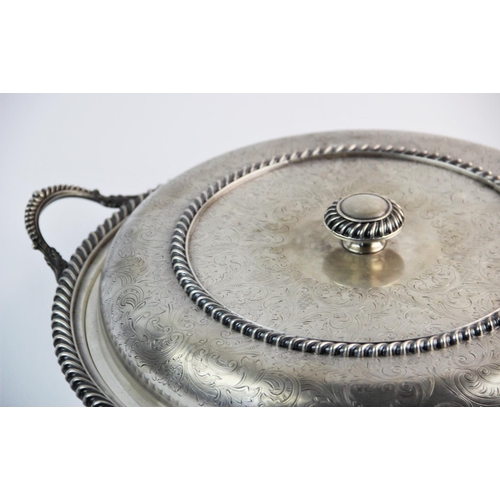 86 - A 20th century silver plated hors d'oeuvres dish and cover, Garrards & Co Ltd, the twin handed dish ... 