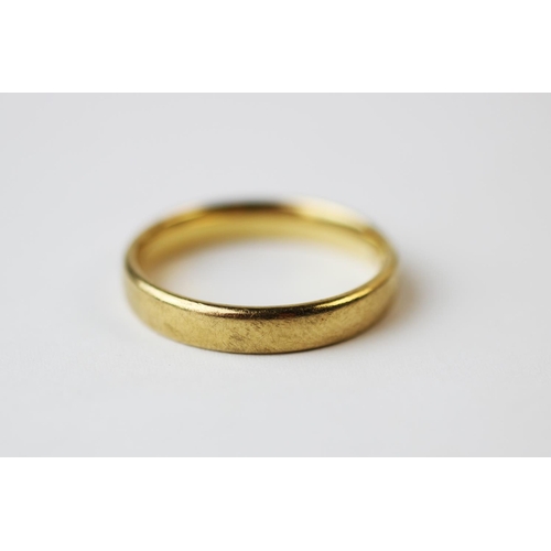 200 - An 18ct yellow gold wedding band, ‘DOM’, 4mm wide, gross weight 6.1gms