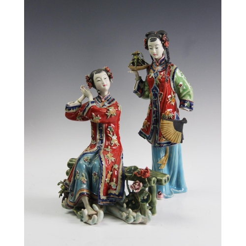 442 - A Franklin Mint 'Yoshiko' Manabu Saito figure, and another titled 'Mariko' with two further figures ... 