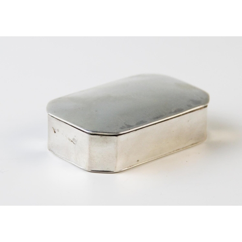 102 - A George III silver snuff box, Thomas Willmore Birmingham 1796, of canted rectangular, plain polishe... 