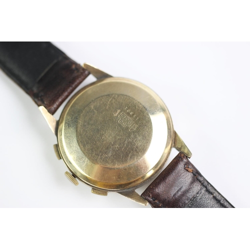 162 - A 9ct gold Avia chronograph wristwatch, the circular baton dial with two further outer scales and tw... 