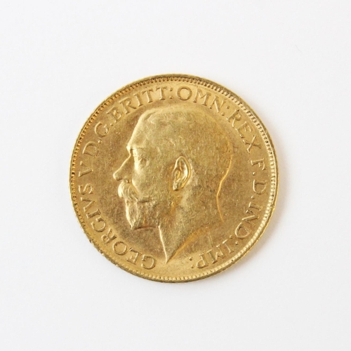 104 - A George V gold half sovereign, dated 1911, weight 4.0gms