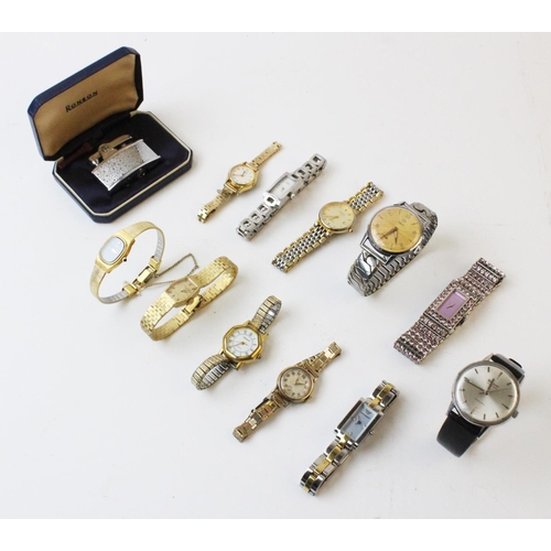 114 - A selection of vintage and modern wristwatches and accessories, to include a Bulova 30 jewels automa... 