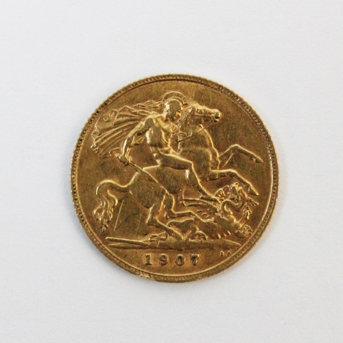 90 - An Edward VII half gold sovereign, dated 1907