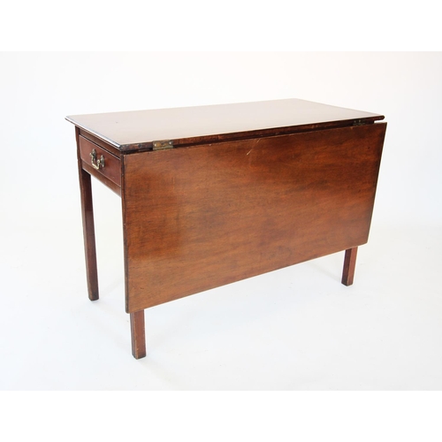 826 - A George III mahogany single drop leaf table, the rectangular top above a single frieze drawer, rais... 