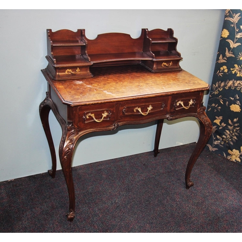 846 - A Louis XV style ladies walnut writing desk, 20th century, the waterfall shaped raised back with gra... 