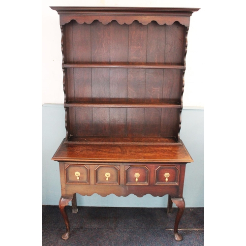 692 - A 17th century style oak Welsh dresser, late 19th/early 20th century, of cottage proportions, the hi... 