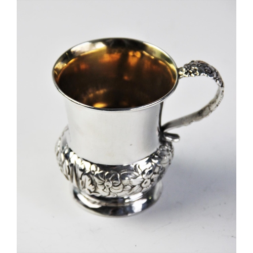 77 - A William IV silver mug by Spooner Clowes & Co, Birmingham 1826, with flared rim and baluster body o... 