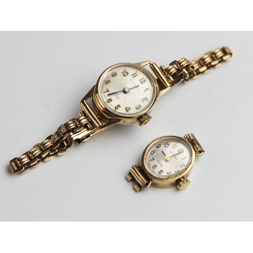 121 - A lady's vintage 9ct gold Everite 17 jewels Incabloc wristwatch, the round silvered dial with Arabic... 