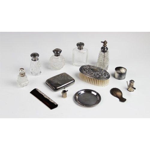 20 - A selection of silver and silver mounted tableware and accessories, to include an Edwardian silver v... 