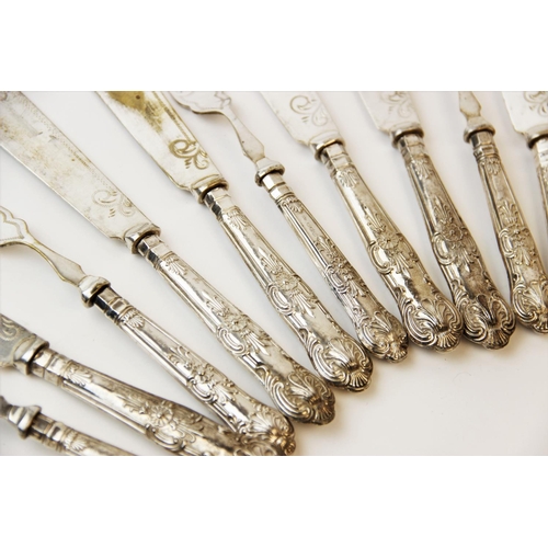 29 - A set of six Queen's Pattern silver-handled forks by William Yates Ltd, Sheffield 1923, each 18.1cm ... 