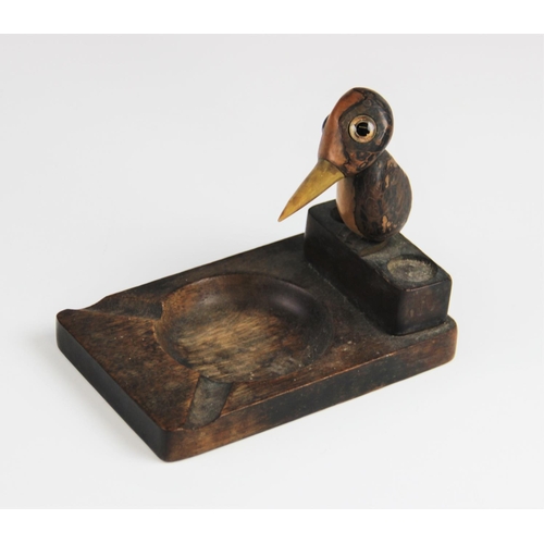 309 - A Henry Howell for Dunhill style Art Deco nut bird ashtray, circa 1930s, the head and body each form... 