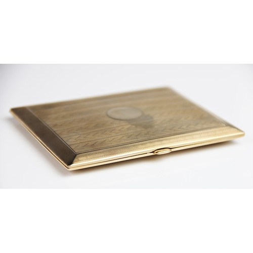 186 - An Art Deco 9ct gold cigarette case, of rectangular form with engine turned decoration to exterior a... 