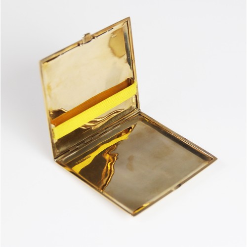 186 - An Art Deco 9ct gold cigarette case, of rectangular form with engine turned decoration to exterior a... 