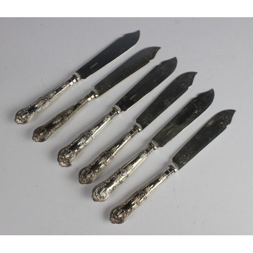 29 - A set of six Queen's Pattern silver-handled forks by William Yates Ltd, Sheffield 1923, each 18.1cm ... 