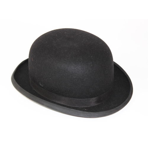 417 - A 'Devon' hunting bowler hat by Christys' London, UK size 7, US size 7 1/8, 57cm circumference, in o... 