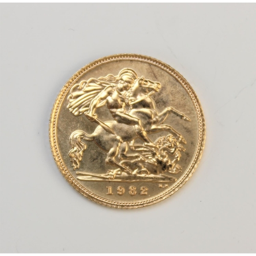 135 - An Elizabeth II gold half sovereign, dated 1982, weight 4.02gms