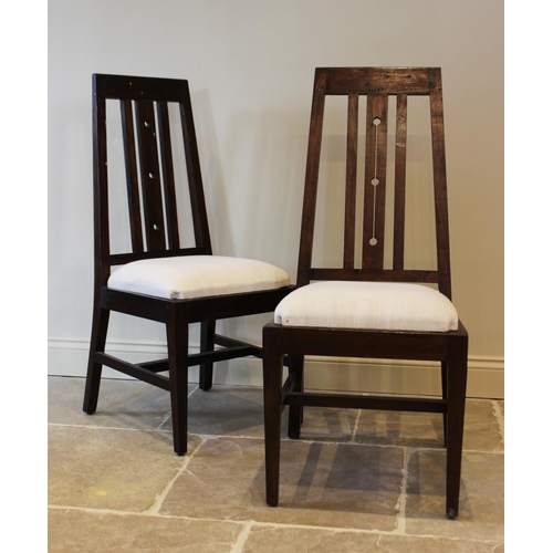 620 - A set of six Rennie Mackintosh style stained hardwood dining chairs, late 20th century, the vertical... 