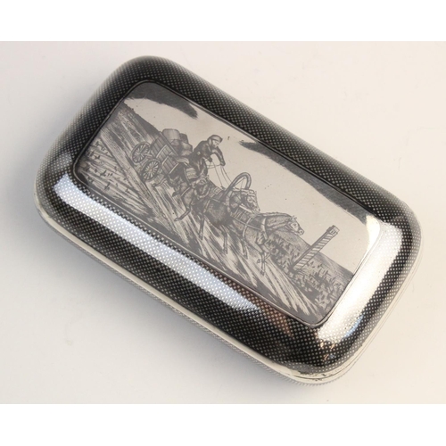 121 - A late 19th century Russian silver and niello snuff box, of rounded rectangular form decorated with ... 