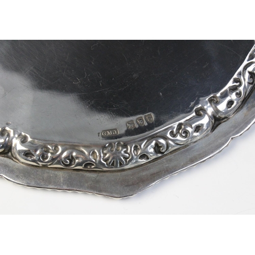 7 - GOLFING INTEREST: A Victorian silver salver by Josiah Williams & Co, London 1893, with reeded and em... 