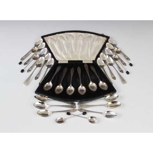 15 - A selection of silver teaspoons and coffee spoons, to include a set of twelve George V coffee spoons... 