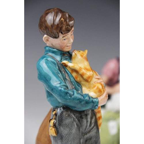 225 - Two Royal Doulton limited edition figural groups, comprising: HN3299 'Welcome Home' and HN3295 'The ... 