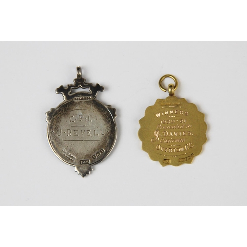 40 - A George V 9ct gold enamelled Salopian fob medal by Thomas Fattorini, Birmingham 1920, of circular f... 