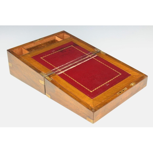 369 - A 19th century rosewood stationery box, the cover centred with an inlaid mother of pearl star rounde... 