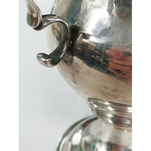 65 - A George III silver cream jug, marks for George Smith (II), London 1778, of baluster form on domed c... 