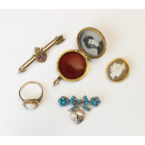 108 - A selection of Victorian and later jewellery, to include an Edwardian 9ct gold amethyst and seed pea... 