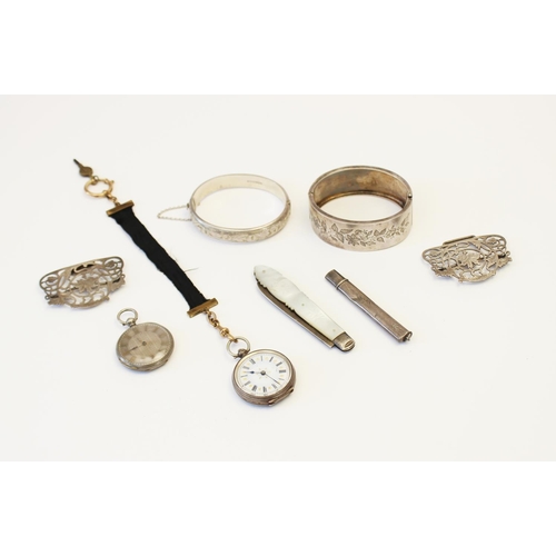 127 - A selection of Victorian and later silver jewellery and accessories, to include a George V silver nu... 