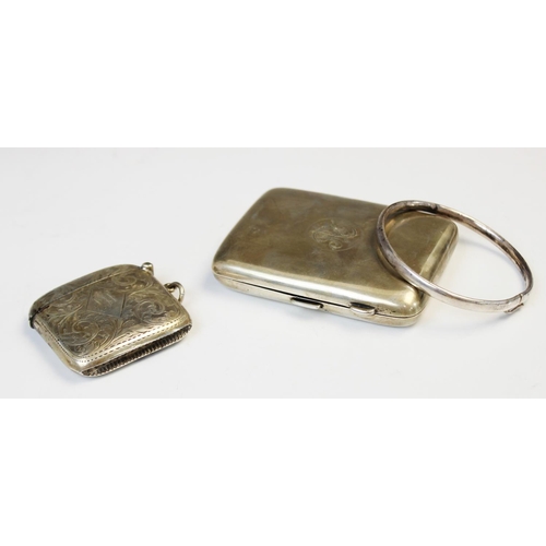 35 - A George V silver cigarette case by Deakin & Francis, Birmingham 1918, of rectangular form with stri... 