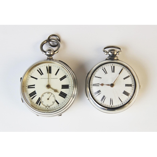 84 - A William IV silver pair cased pocket watch, the round white dial with black Roman numerals, set to ... 