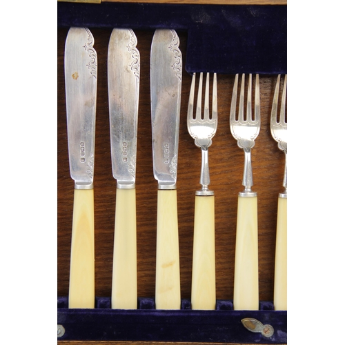 96 - A George V silver bladed fish knives and forks by John Sanderson & Son Ltd, Sheffield 1926, comprisi... 