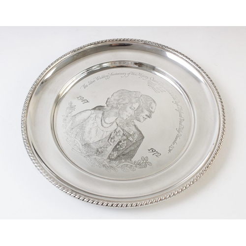 114 - A silver commemorative salver for the Silver Wedding Anniversary of Her Majesty Queen Elizabeth II a... 