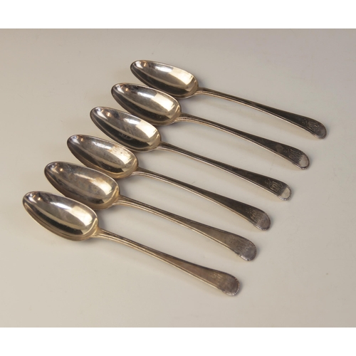 22 - A set of six George III Old English pattern spoons, John Langlands I & John Robertson I, Newcastle c... 