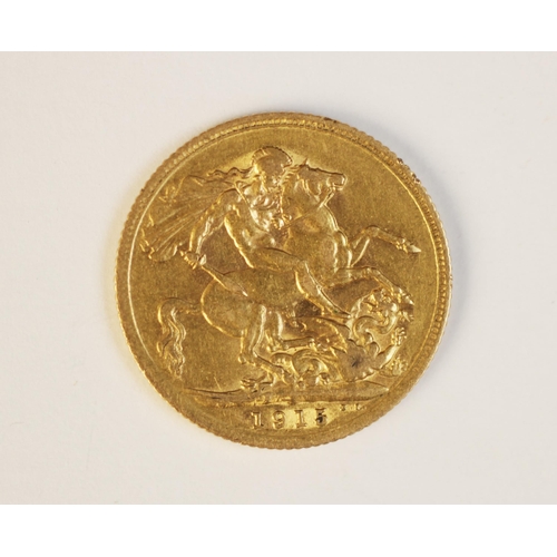 89 - A George V gold sovereign, dated 1915, weight 8.0gms