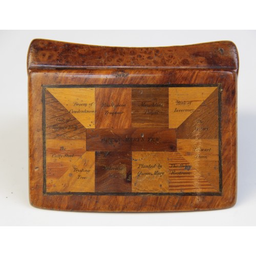 93 - An unusual 19th century specimen wood snuff box, inscribed with the sheet music for Auld Lang syne v... 