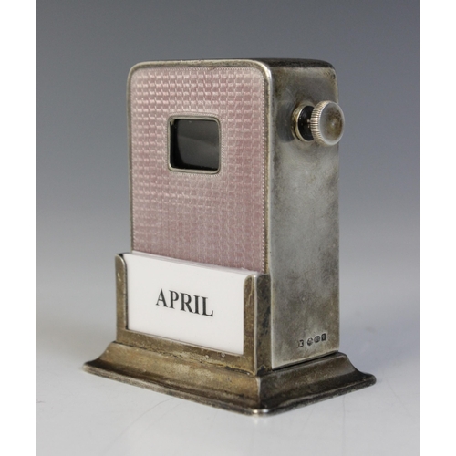 40 - An early 20th century silver and enamelled desk calendar, import marks for Erich Kellerman, London 1... 