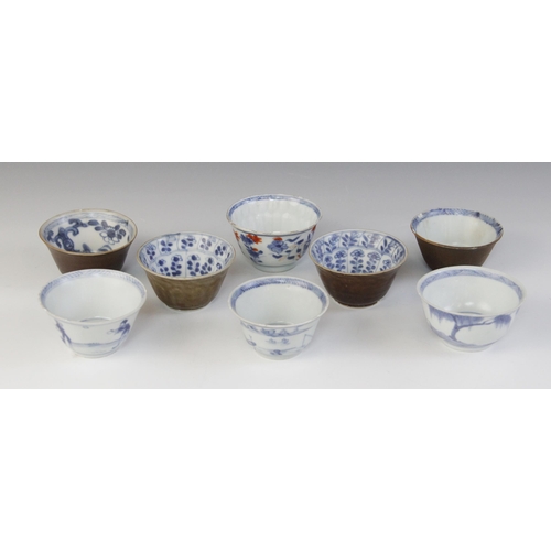 312 - Shipwreck interest: Eight Chinese porcelain tea bowls, 18th century, to include four Batavian glazed... 