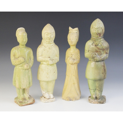 328 - Four Chine Mingqi burial figures, possibly Sui Dynasty and later, to include a straw-glazed soldier,... 