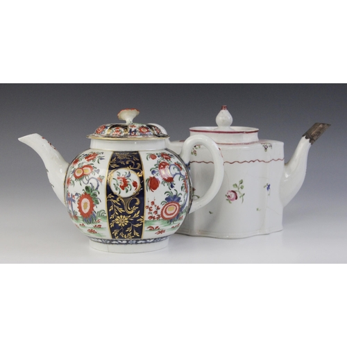 363 - A Worcester porcelain teapot circa 1780, decorated in a kakiemon design with alternating panels, the... 