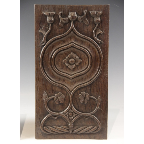 424 - A small Henry VIII carved oak parchemin panel, circa 1520, with ogee details, 28cm x 17cm, with a si... 